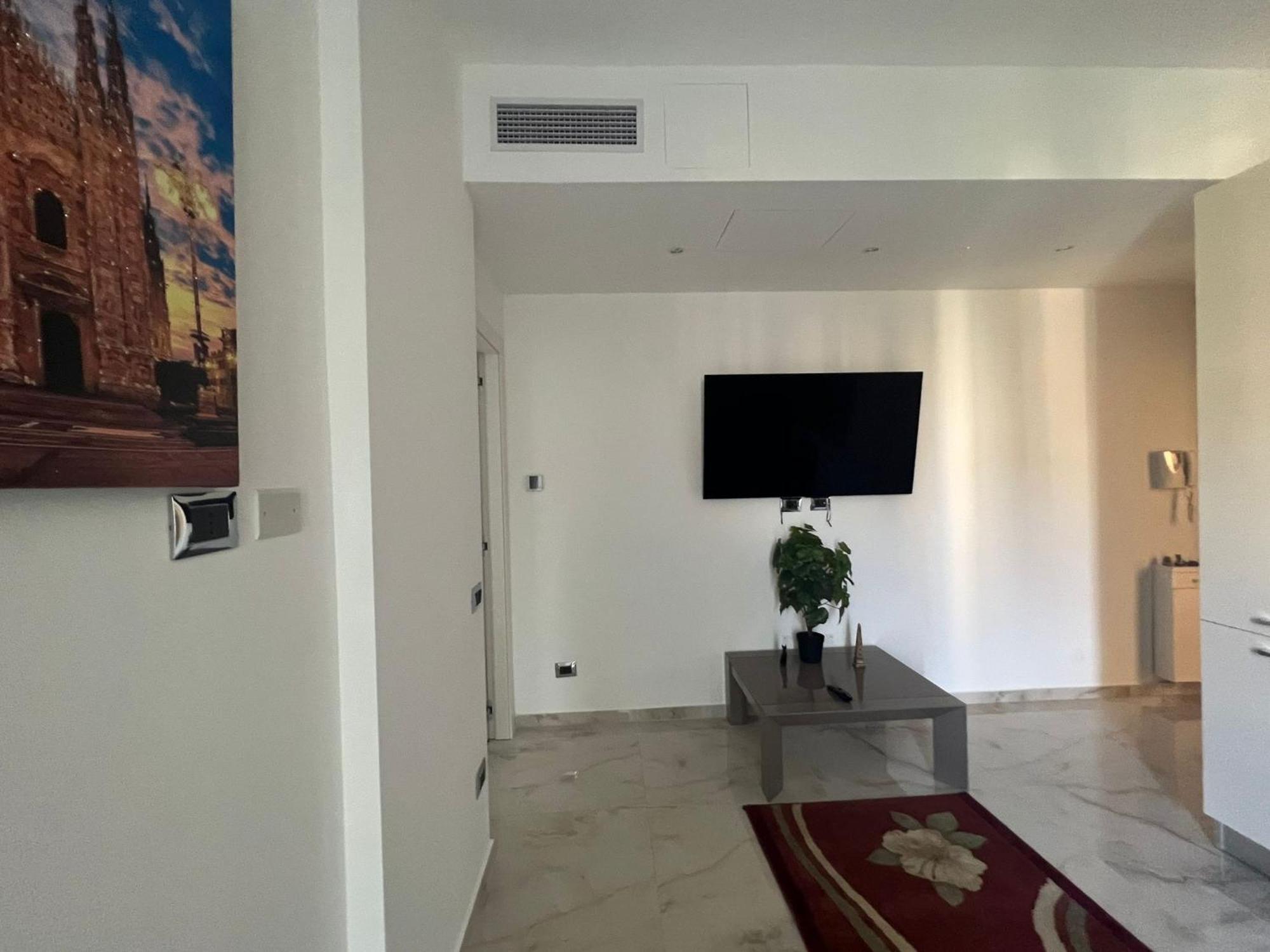 Happy House Apartment มิลาน ภายนอก รูปภาพ